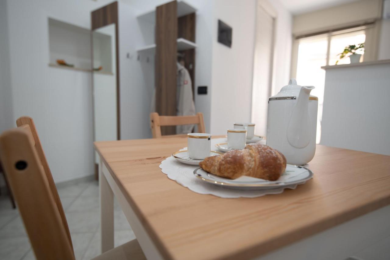 شقة Casa Elia: Locazione Breve نوتو المظهر الخارجي الصورة